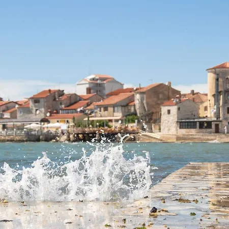 In With Balcony, Wifi 853-4 *