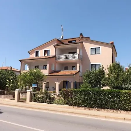 Apartman In With Balcony, Wifi 853-4